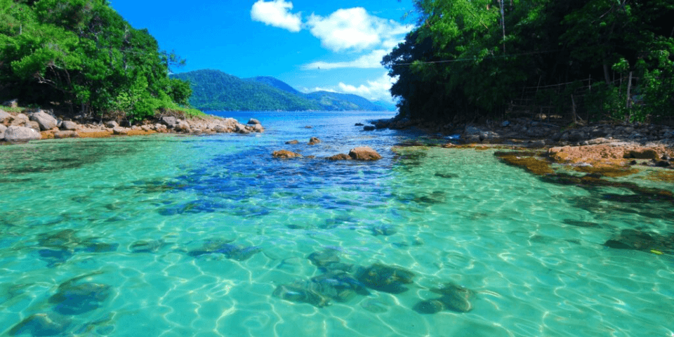 Full Day Ilhas de Angra dos Reis com Passeio de Escuna